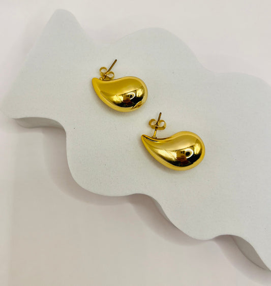 Aretes: Gota Dorado