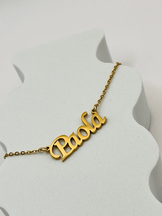 Collar con Nombre: Paola